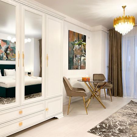 Happy Studio By Rh Living Bucureşti Ngoại thất bức ảnh
