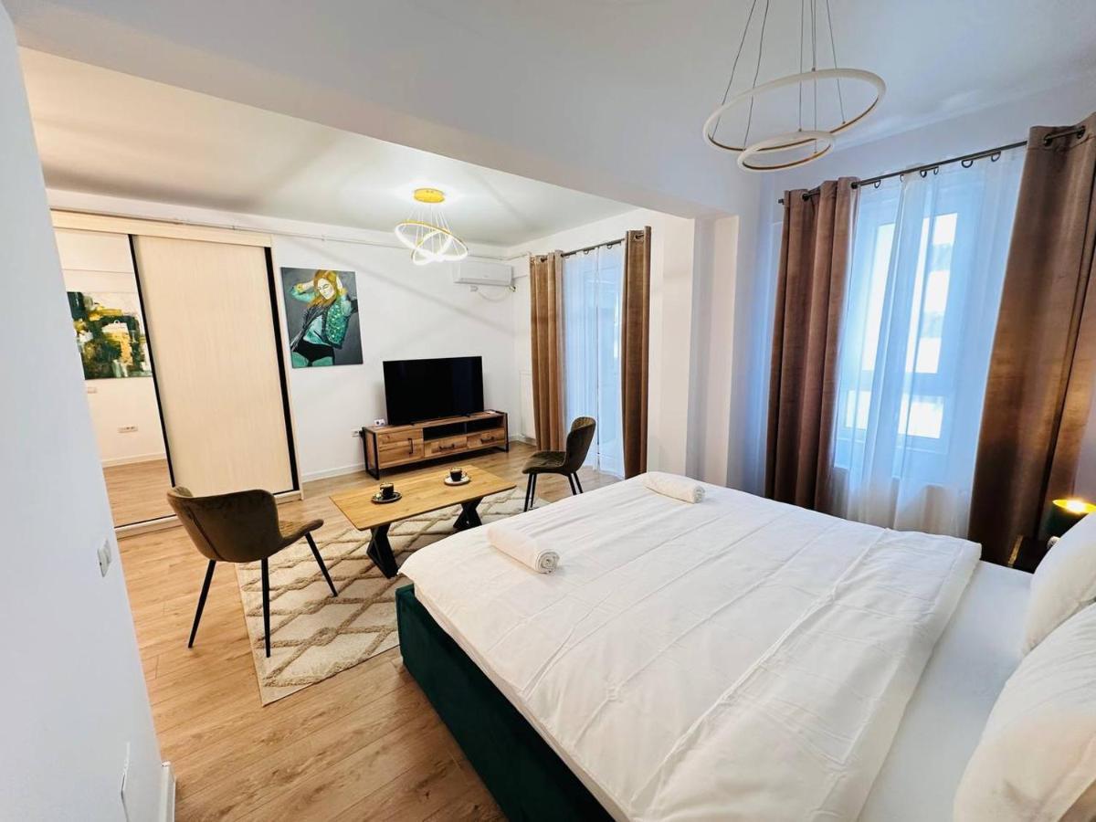 Happy Studio By Rh Living Bucureşti Ngoại thất bức ảnh