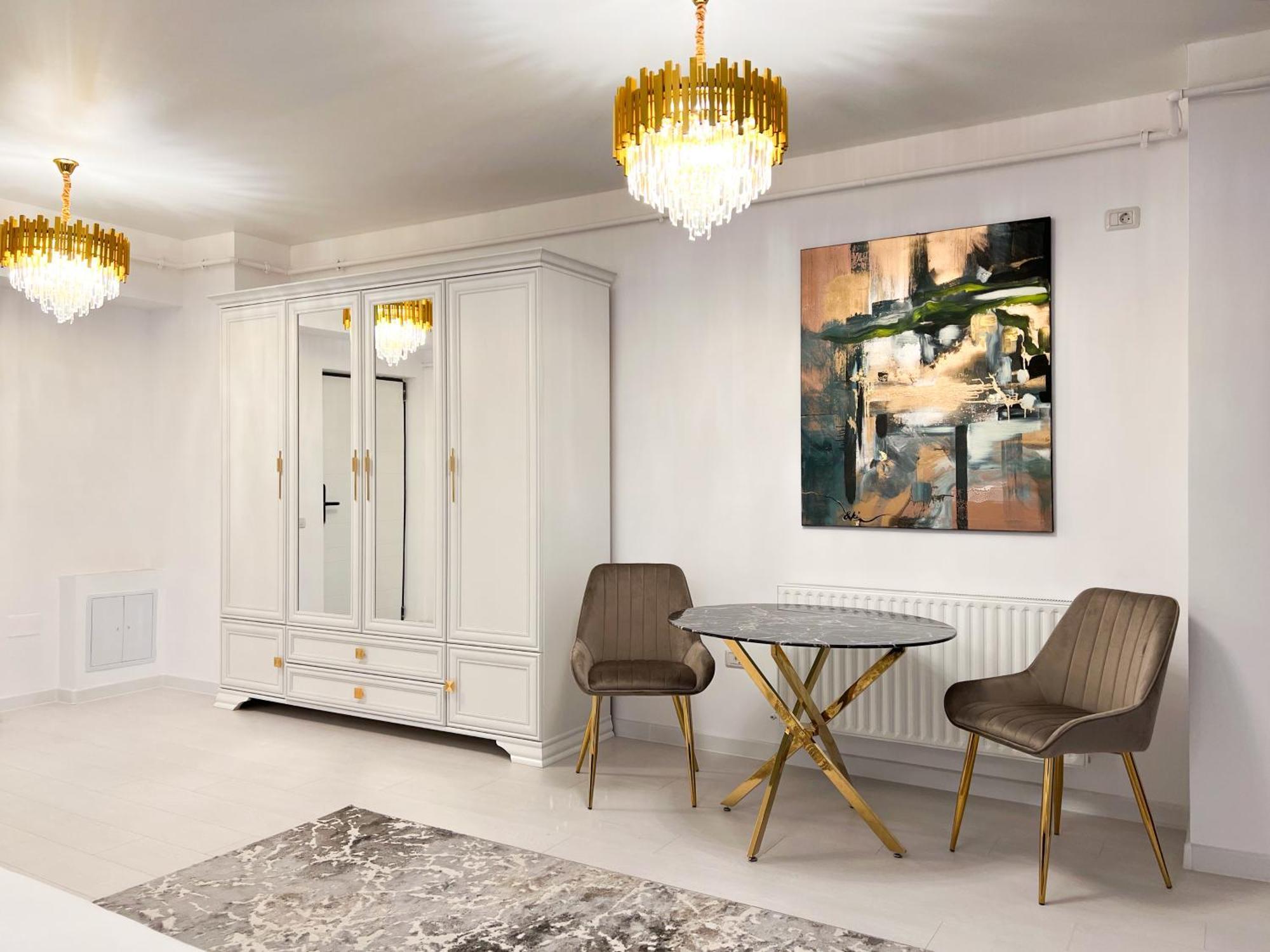 Happy Studio By Rh Living Bucureşti Ngoại thất bức ảnh